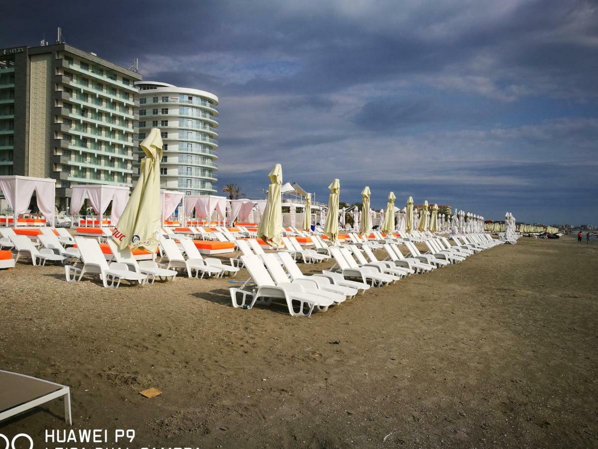 Luxury Studio 42 De Silva Mamaia Exteriör bild