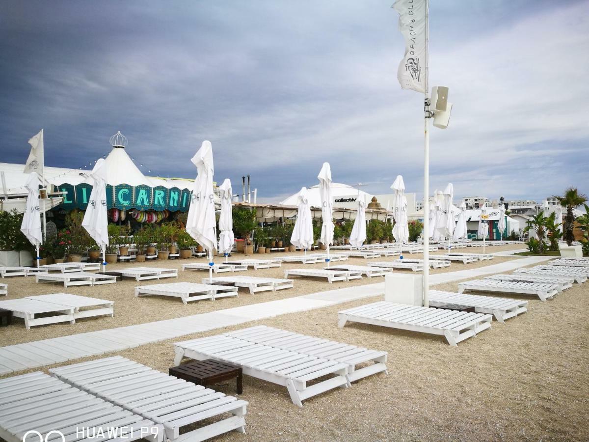 Luxury Studio 42 De Silva Mamaia Exteriör bild