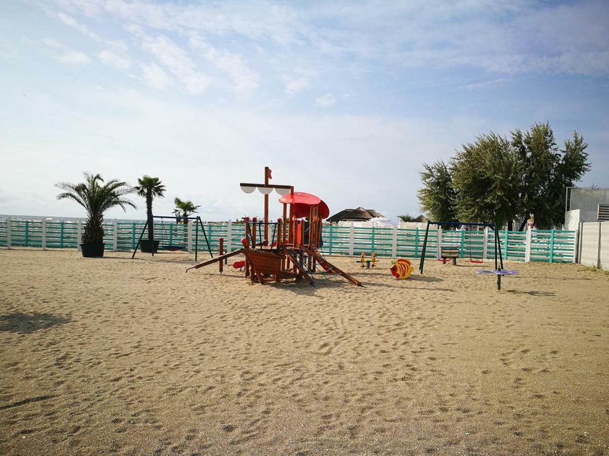 Luxury Studio 42 De Silva Mamaia Exteriör bild